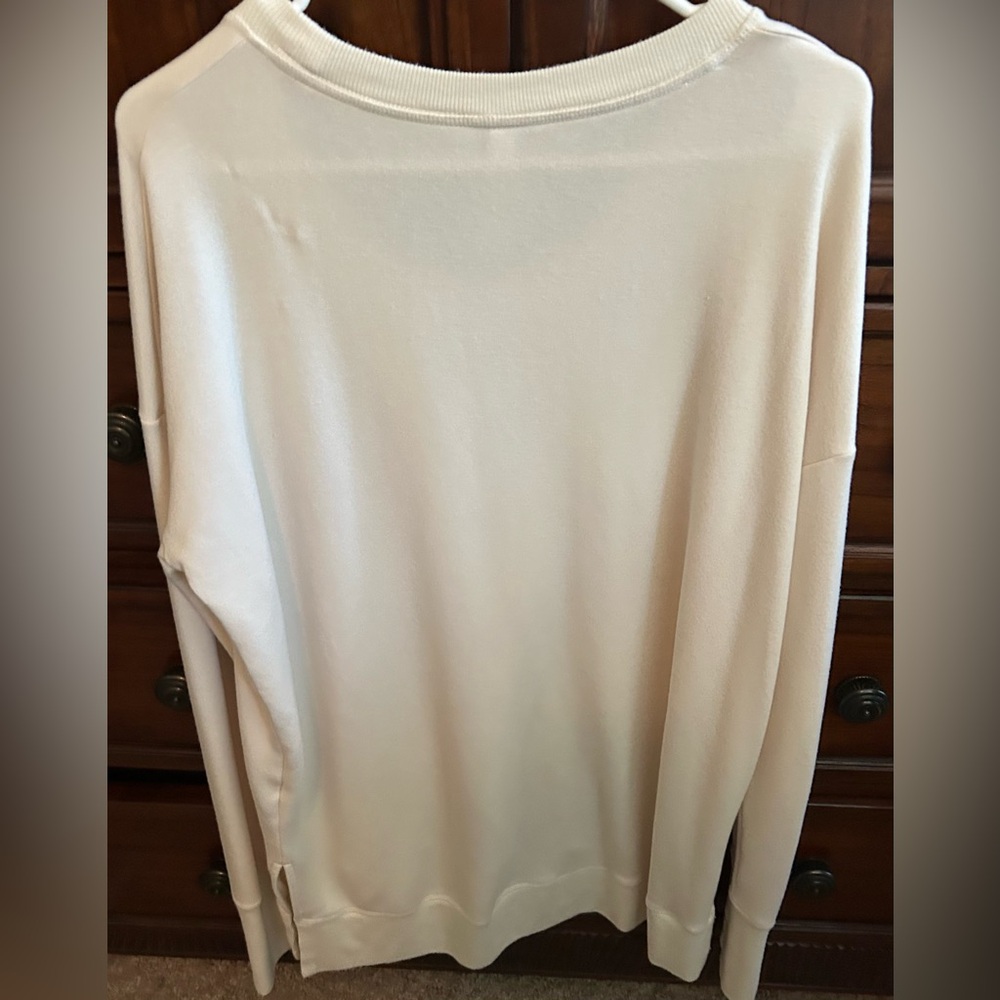 Athleta GORGEOUS Cream Coaster Luxe Sweatshirt with Thumb Holes, size LT - Picture 6 of 15